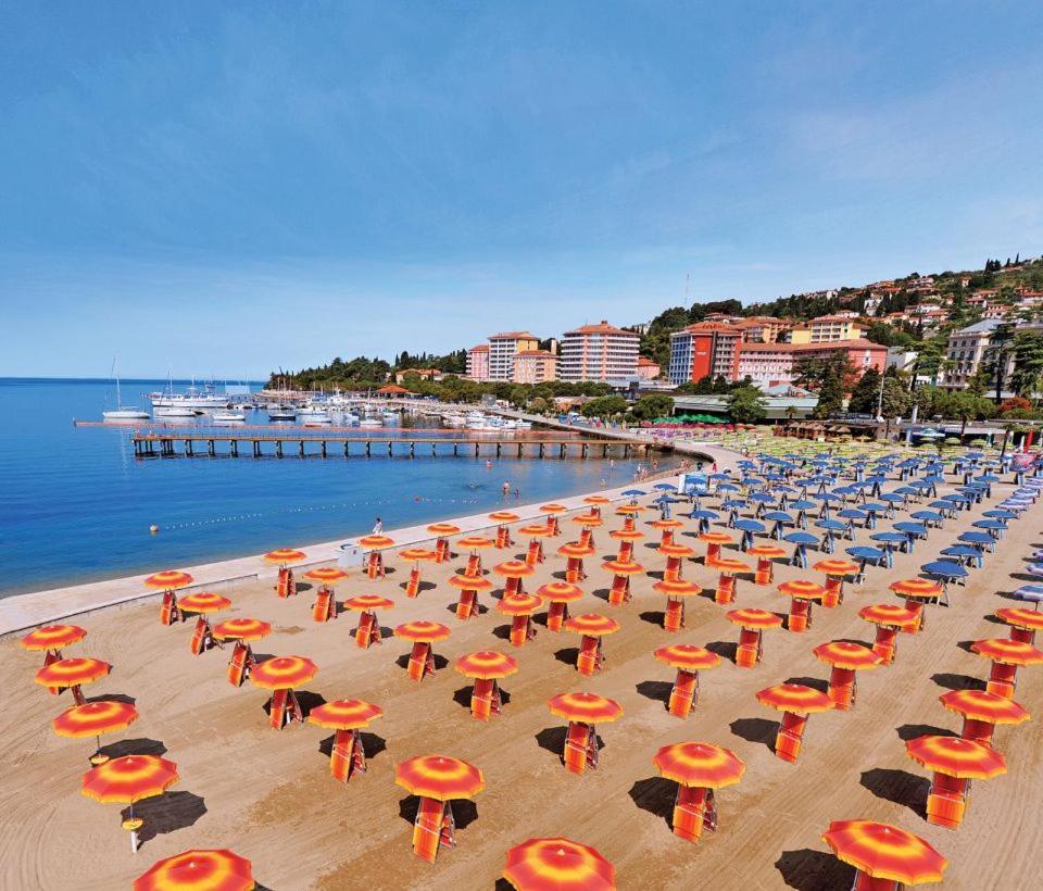 Oleander Rooms Portoroz Exterior photo